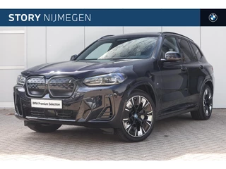 Hoofdafbeelding BMW iX3 BMW iX3 High Executive / Sportstoelen / Adaptieve LED / Head-Up / Comfort Access / Stuurverwarming / Parking Assistant Plus / Gesture Control