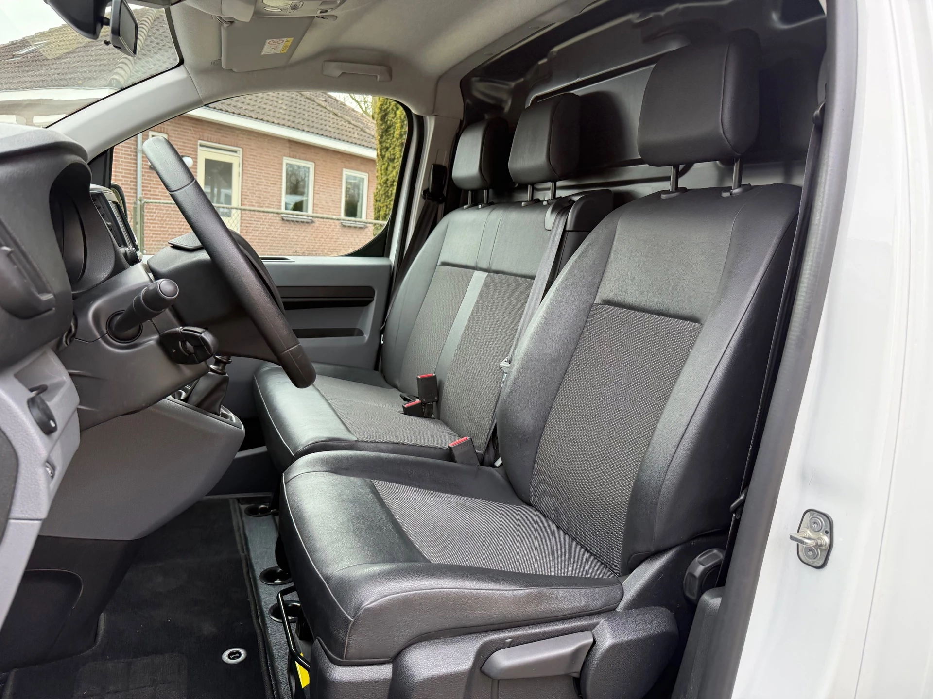 Hoofdafbeelding Peugeot Expert