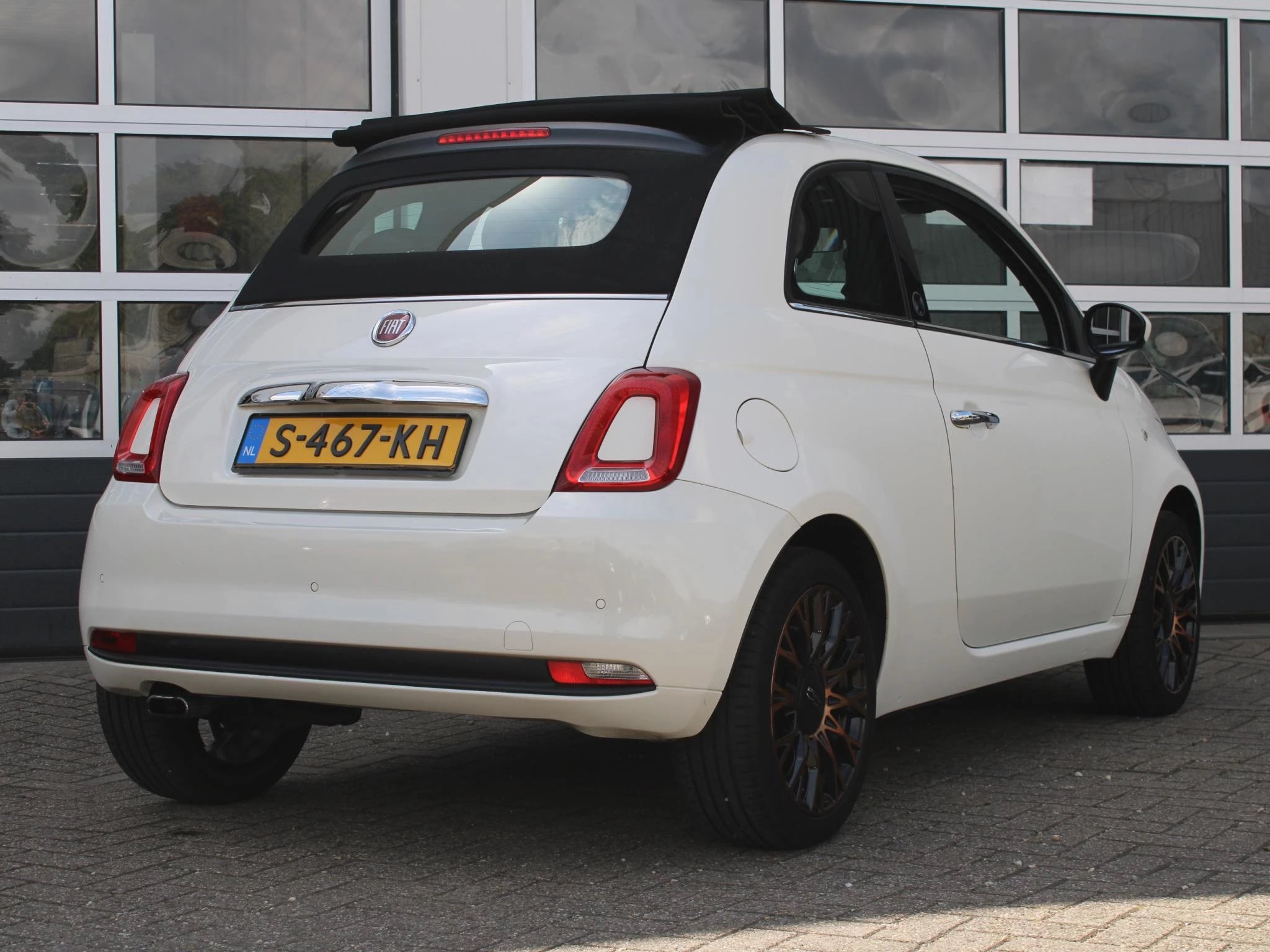 Hoofdafbeelding Fiat 500C