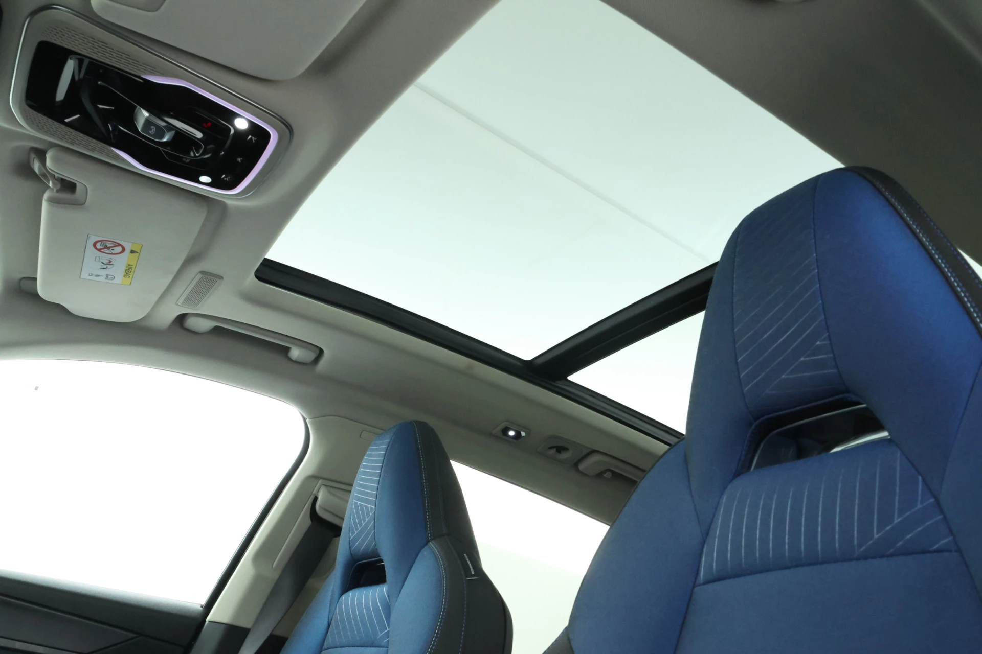 Hoofdafbeelding Lynk & Co 01