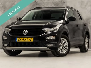 Volkswagen T-Roc 1.5 TSI Sport 150Pk Automaat (APPLE CARPLAY, GROOT NAVI, CLIMATE, GETINT GLAS, SPORTSTOELEN, ADAPTIVE CRUISE, PARKEERSENSOREN, NIEUWE APK, NIEUWSTAAT)