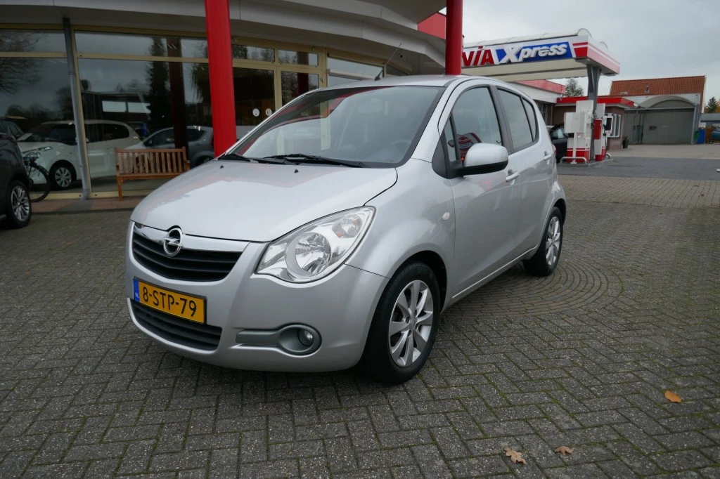 Hoofdafbeelding Opel Agila