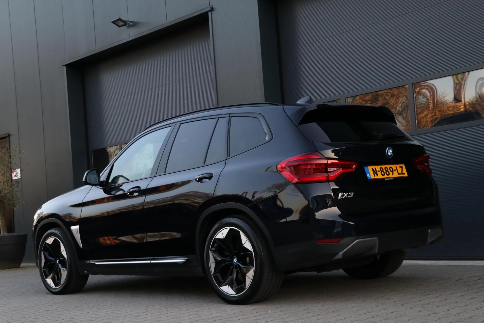 Hoofdafbeelding BMW iX3