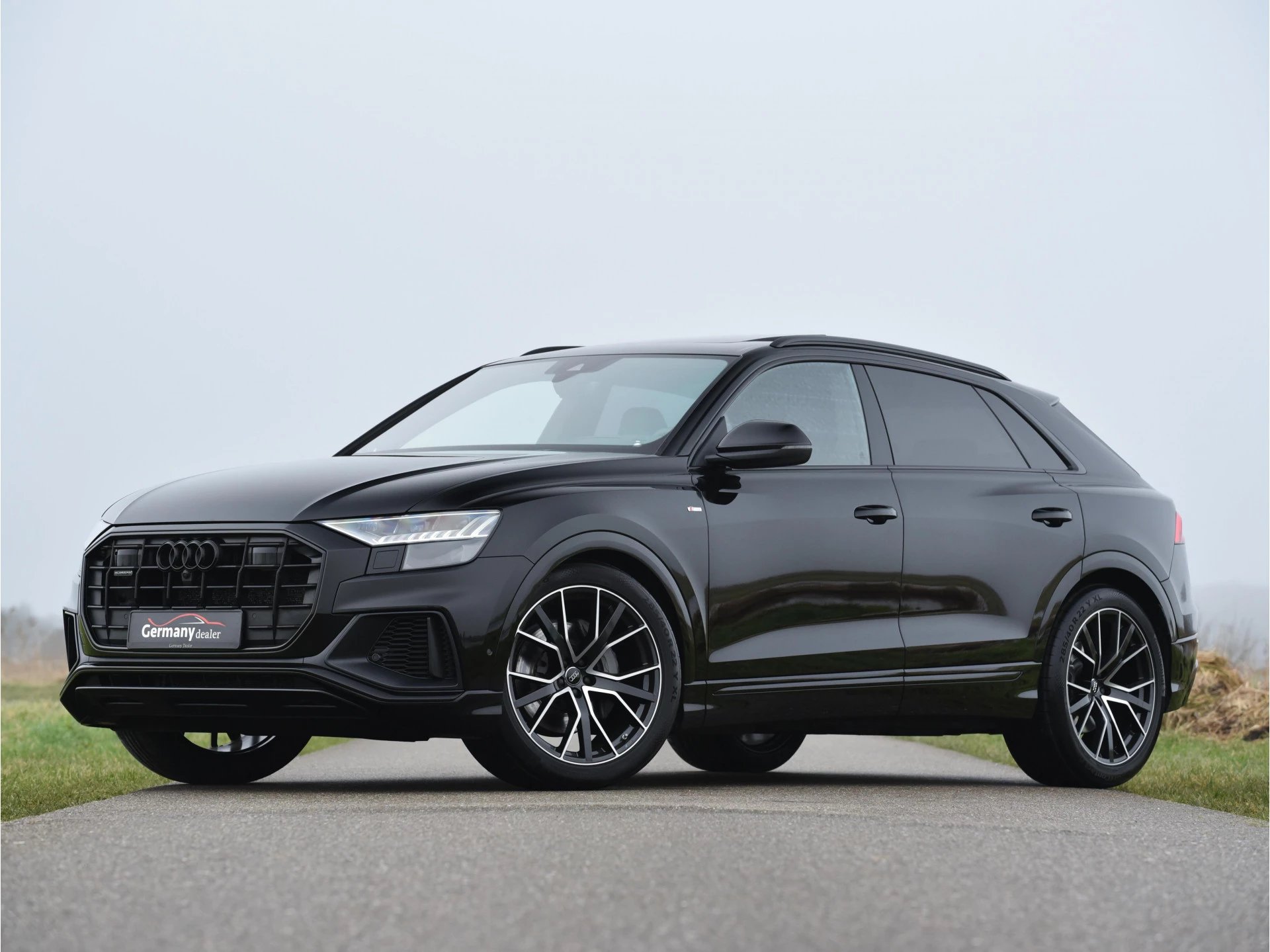 Hoofdafbeelding Audi Q8