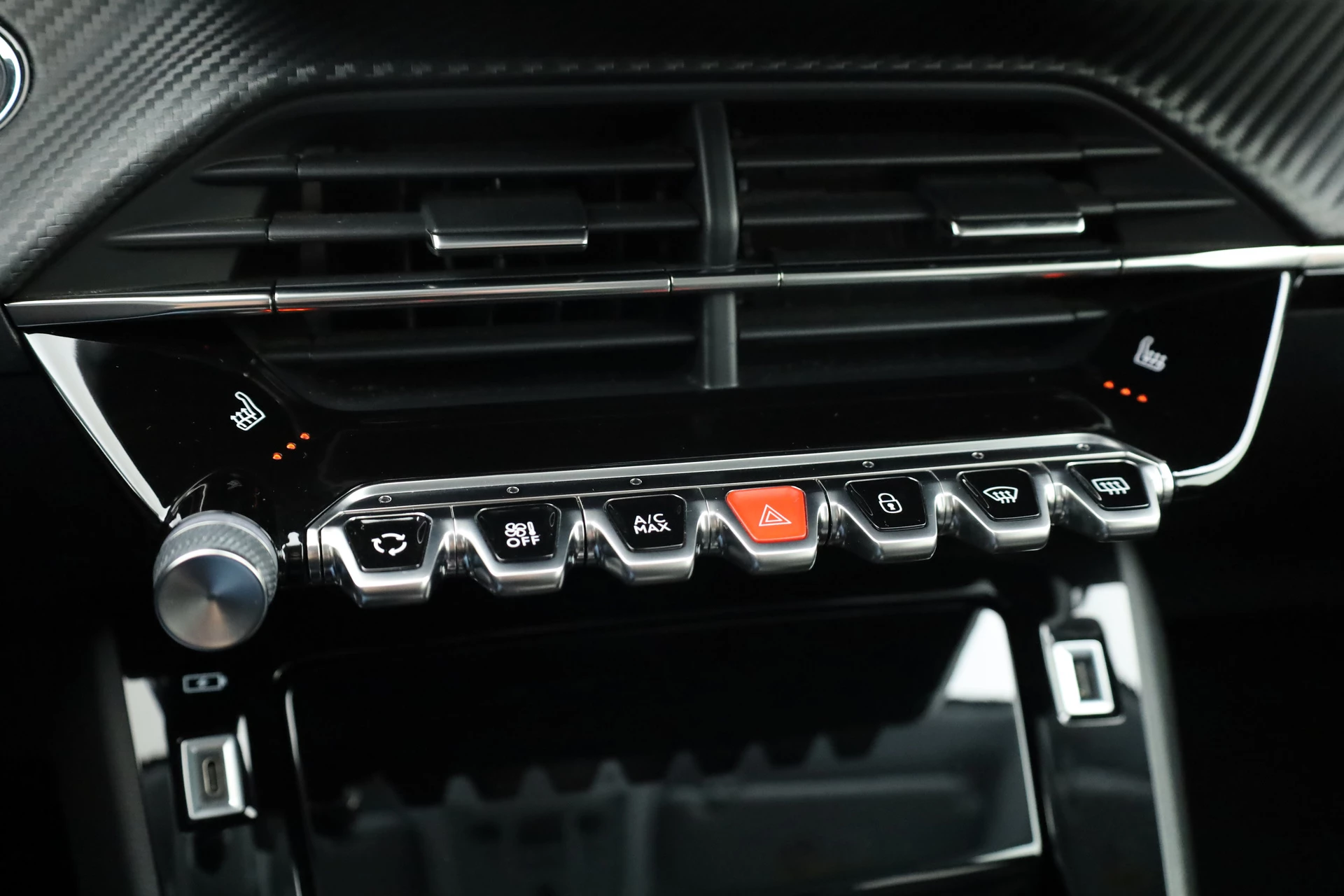 Hoofdafbeelding Peugeot e-208