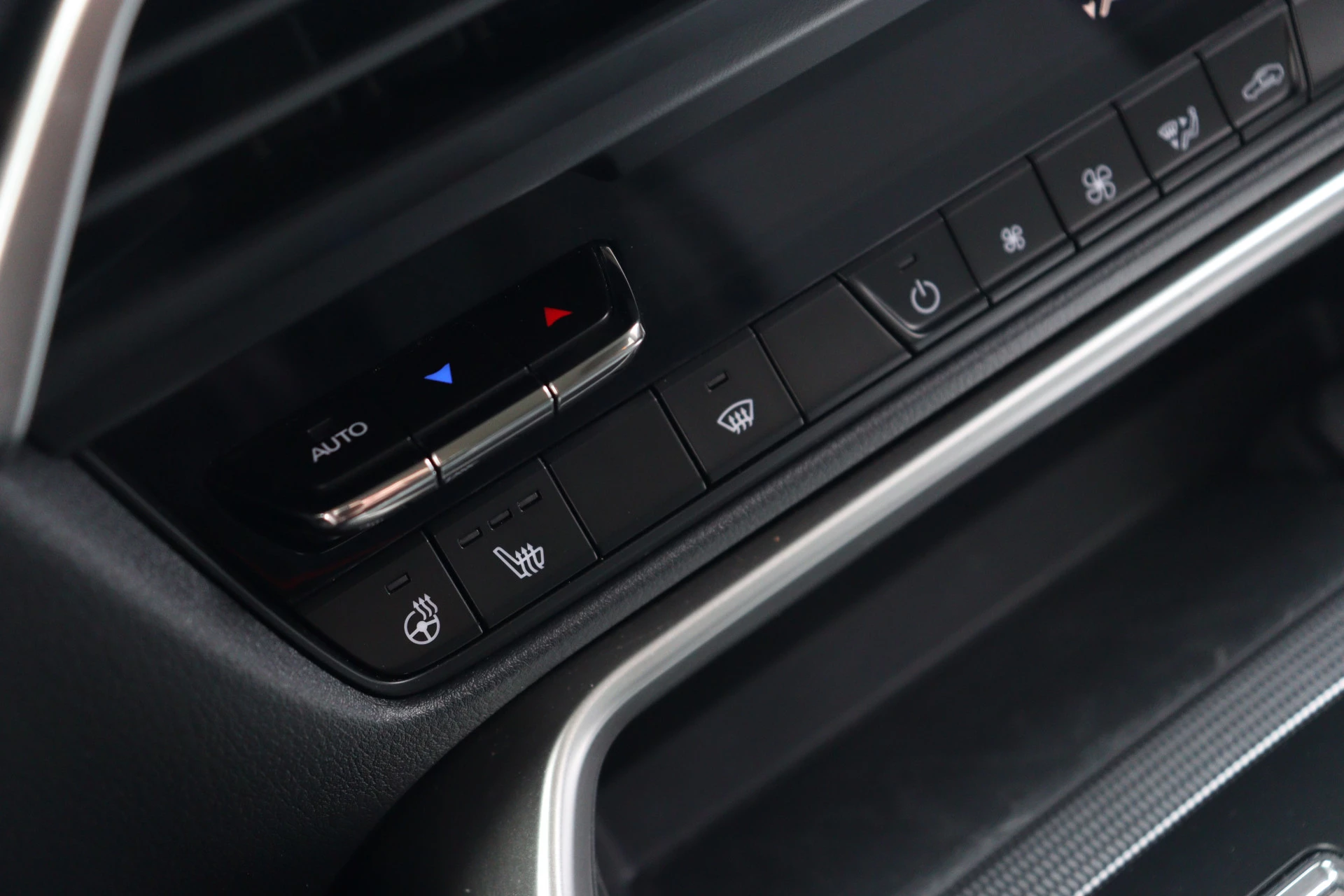 Hoofdafbeelding Mazda CX-60