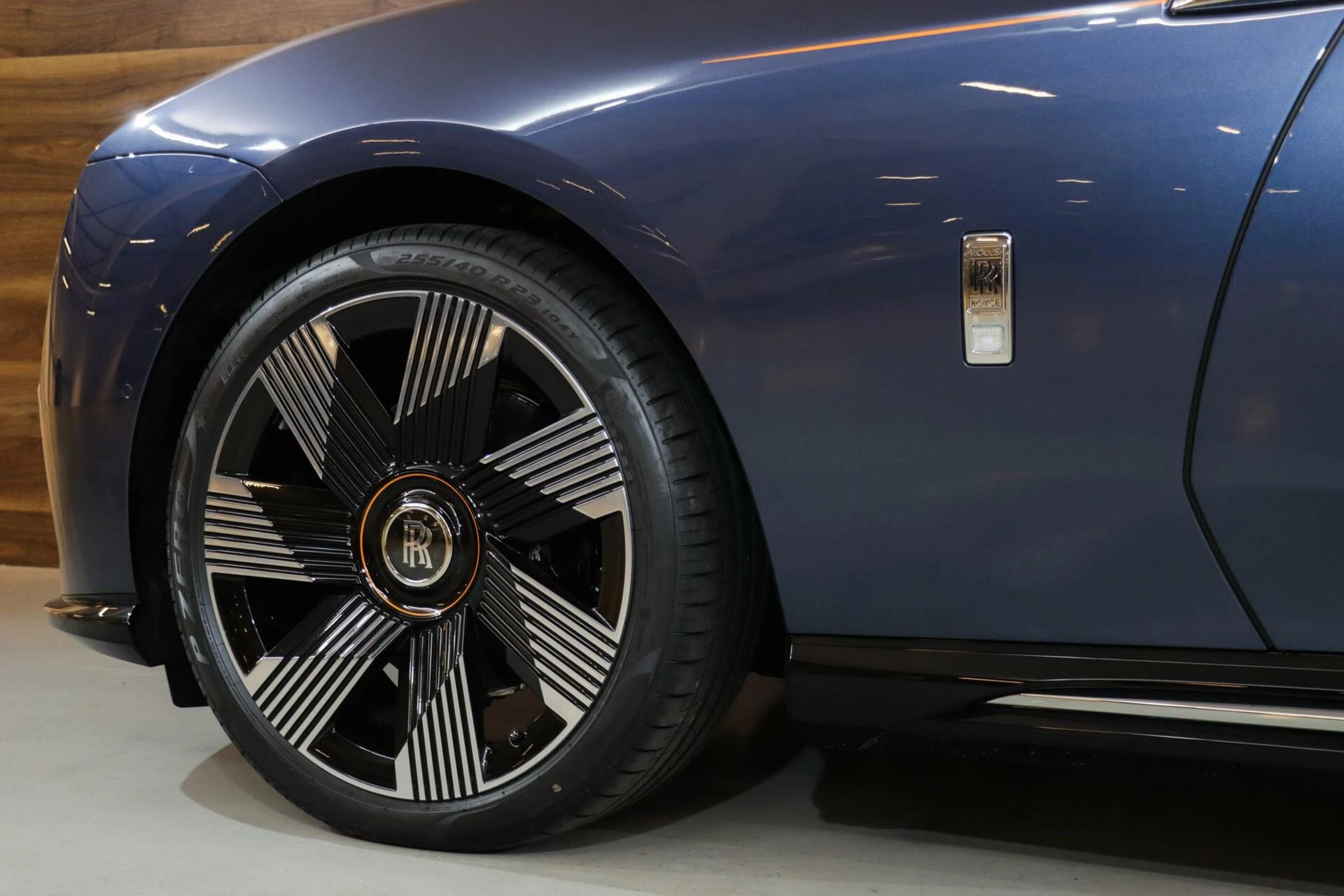 Hoofdafbeelding Rolls-Royce Spectre