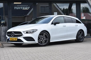 Hoofdafbeelding Mercedes-Benz CLA Mercedes-Benz CLA-klasse Shooting Brake 200 AMG NIGHT | SFEERVERLICHTING | TREKHAAK | APPLE CARPLAY | ANDROID AUTO | CAMERA | NAP