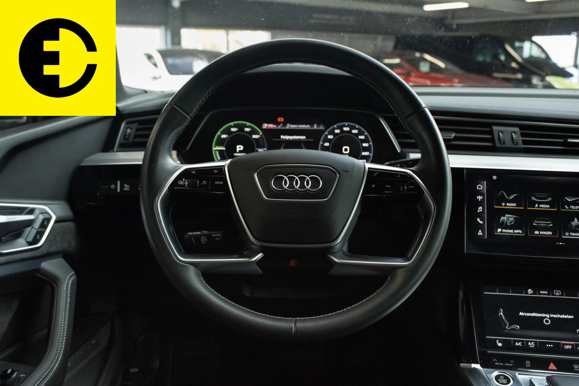 Hoofdafbeelding Audi e-tron