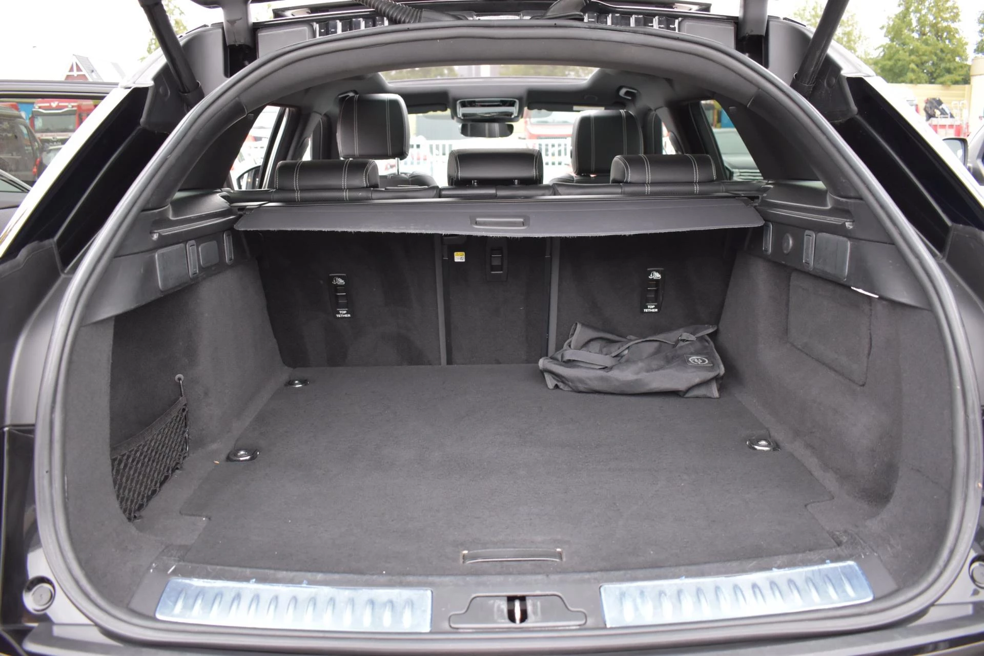 Hoofdafbeelding Land Rover Range Rover Velar