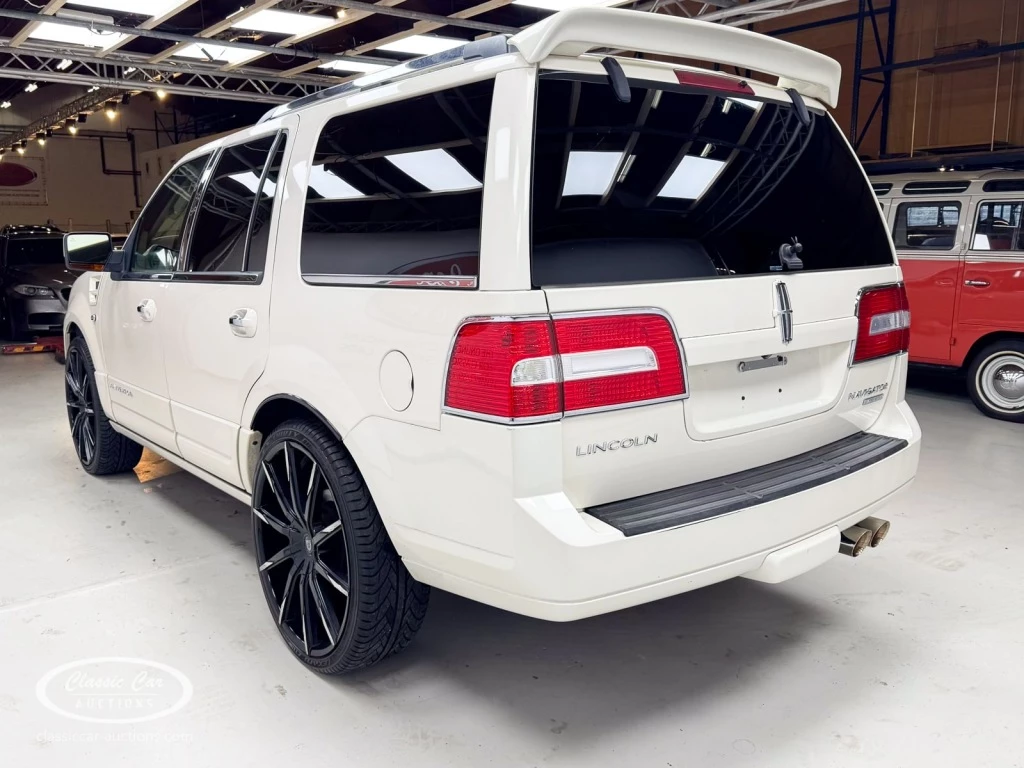 Hoofdafbeelding Lincoln Navigator