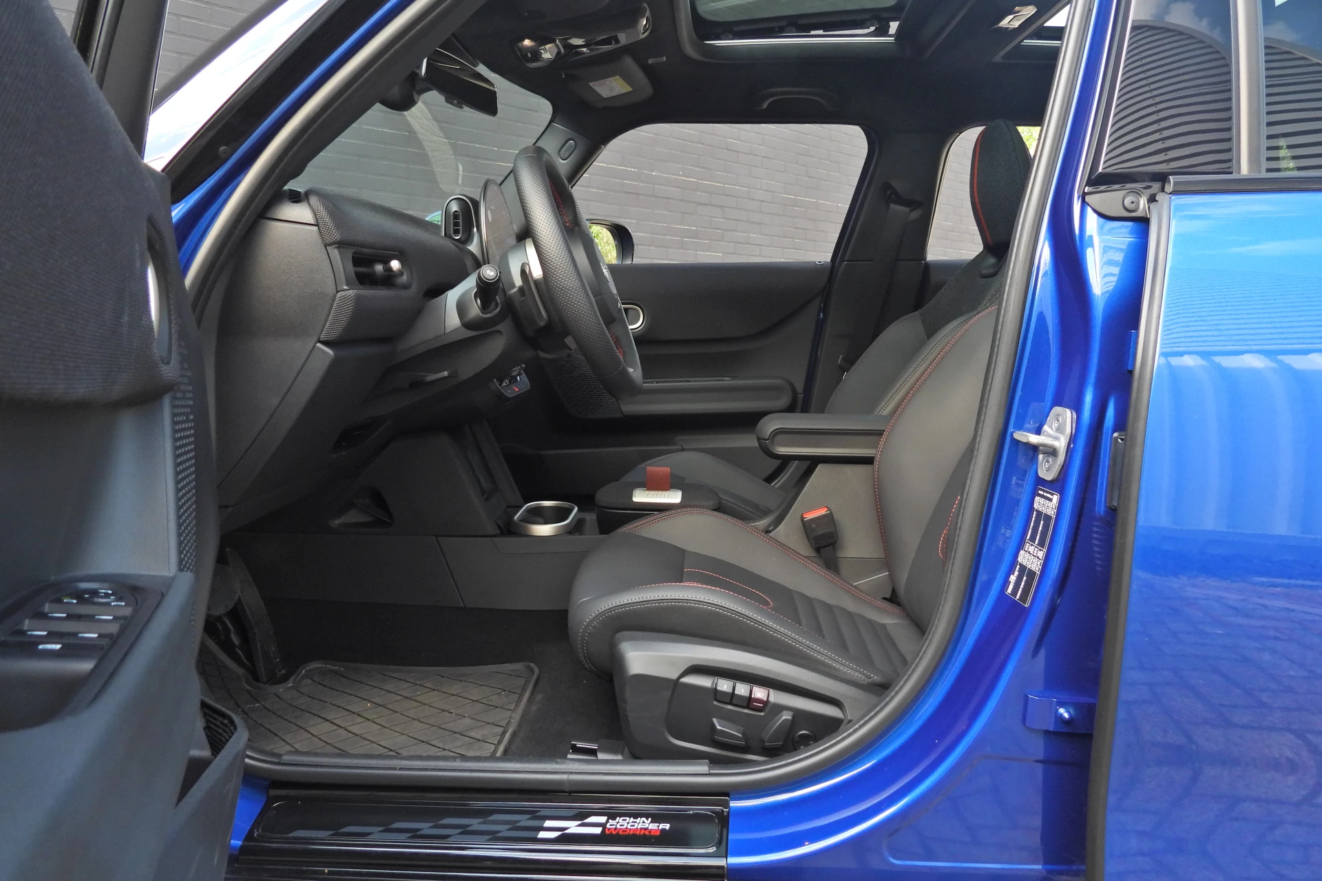 Hoofdafbeelding MINI 5-deurs
