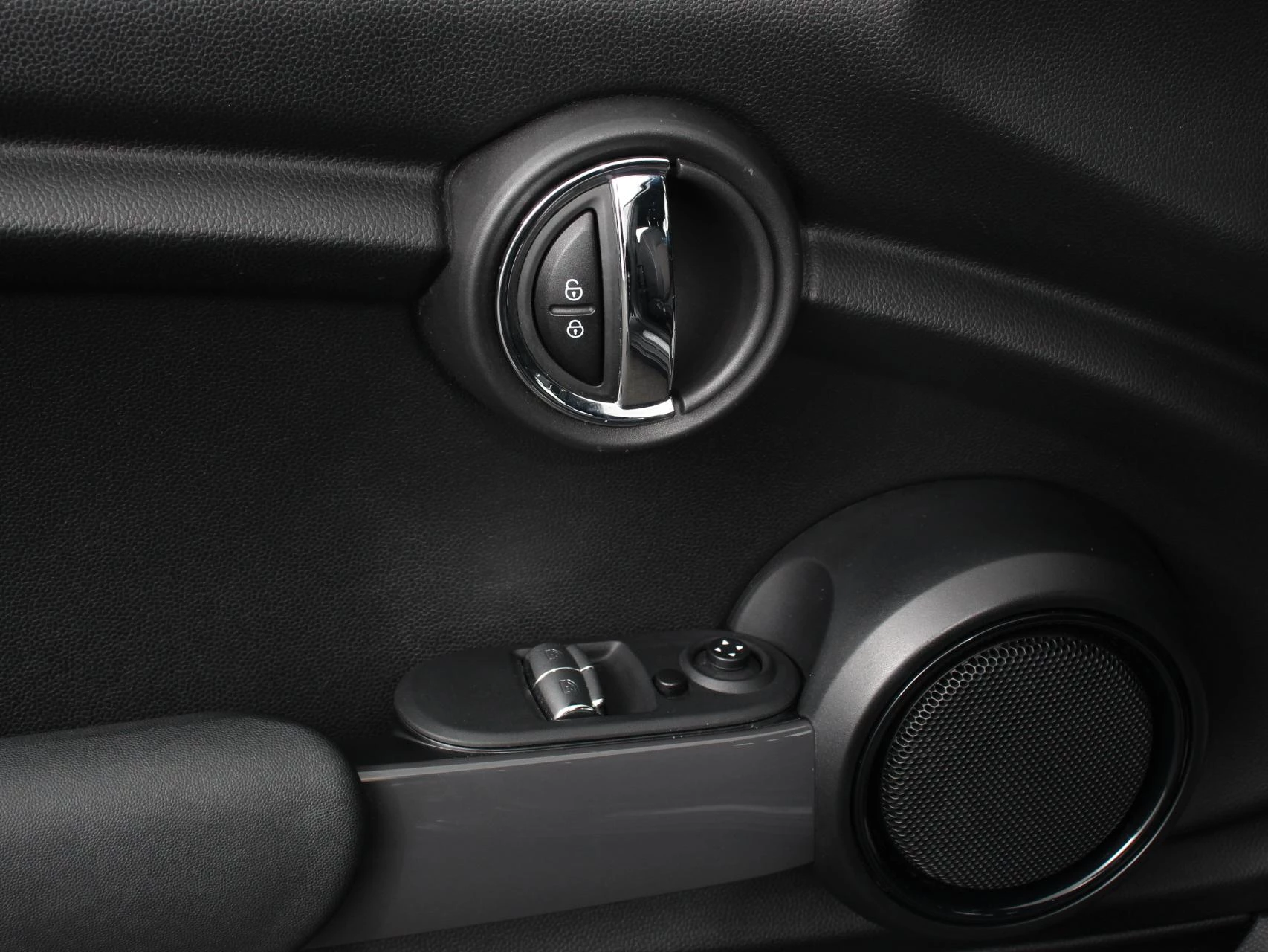 Hoofdafbeelding MINI One