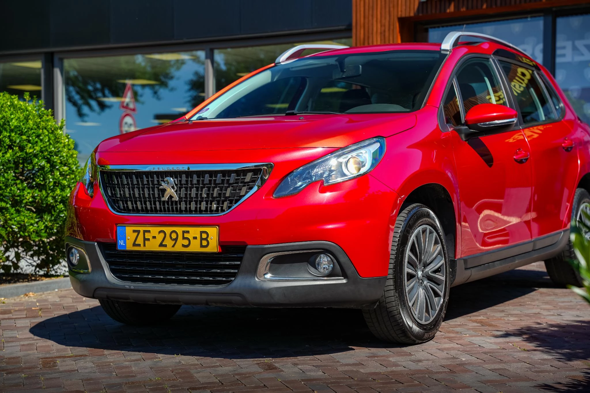 Hoofdafbeelding Peugeot 2008