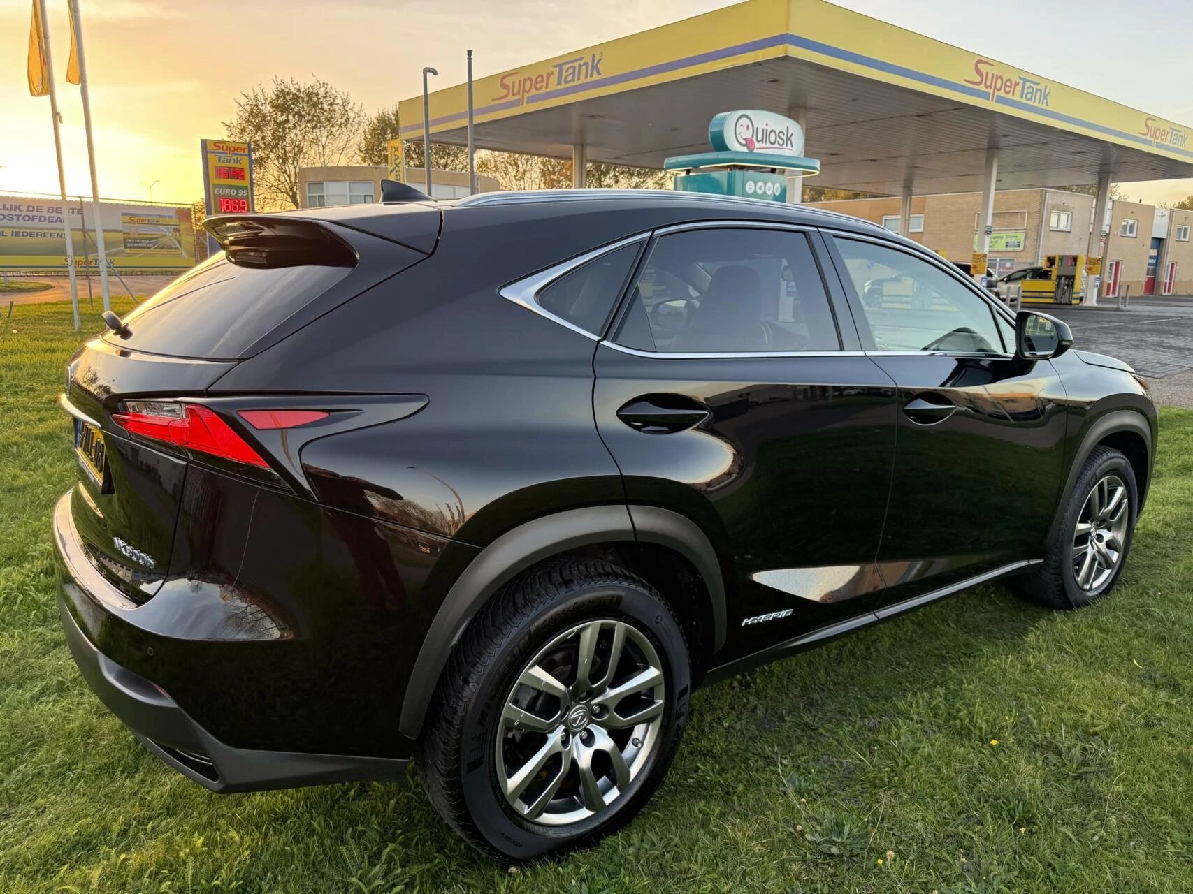 Hoofdafbeelding Lexus NX