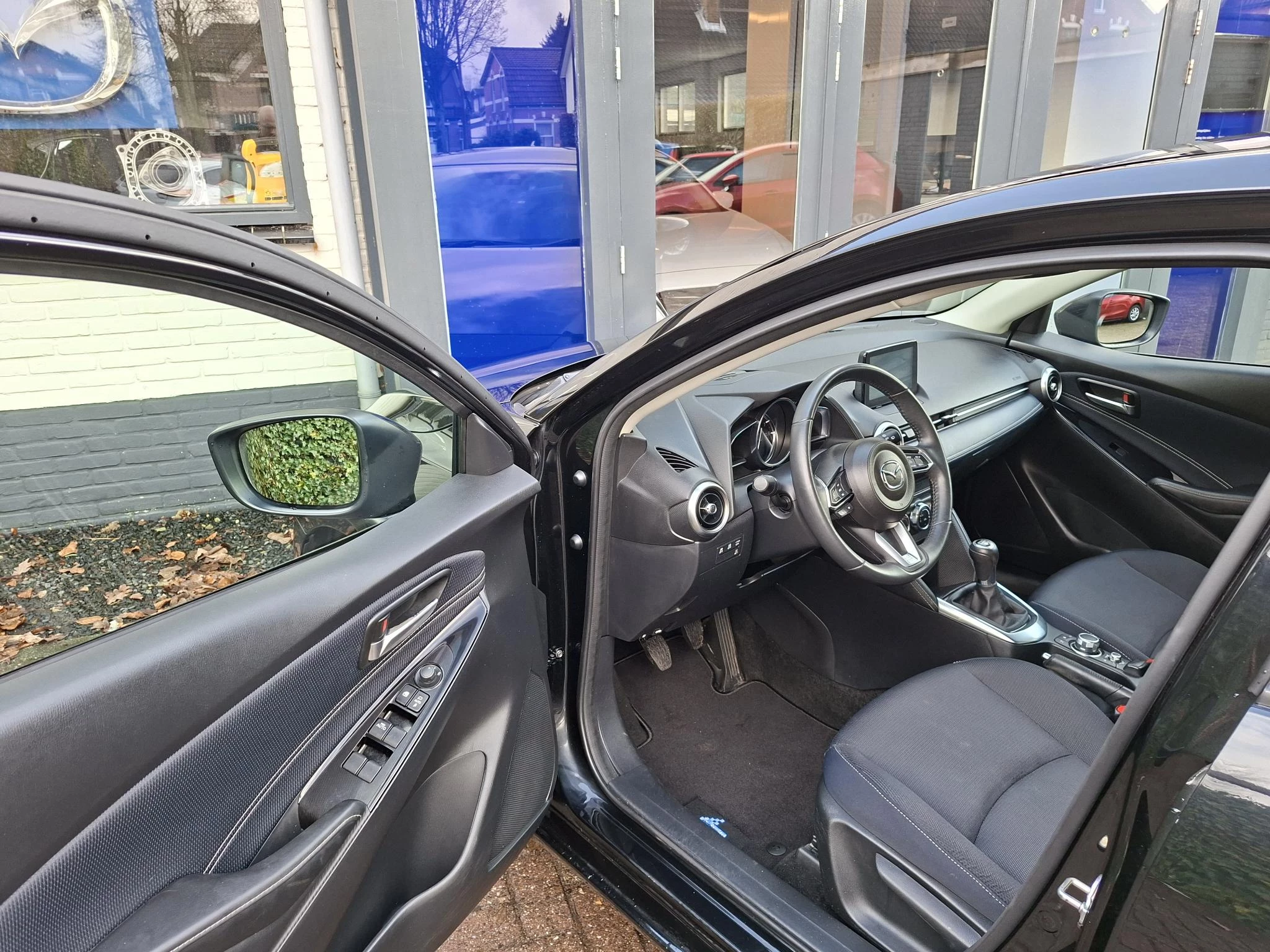 Hoofdafbeelding Mazda 2