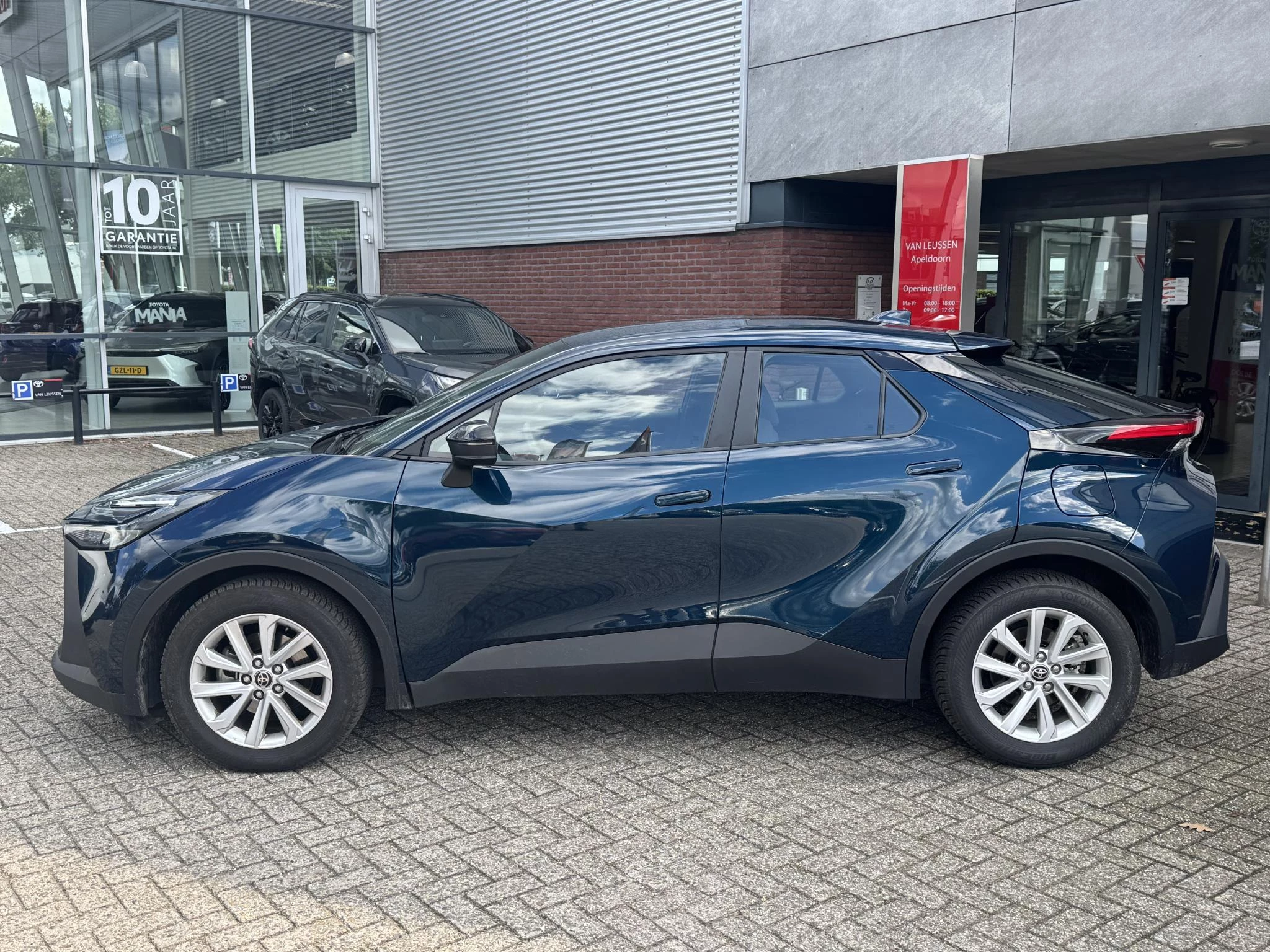 Hoofdafbeelding Toyota C-HR