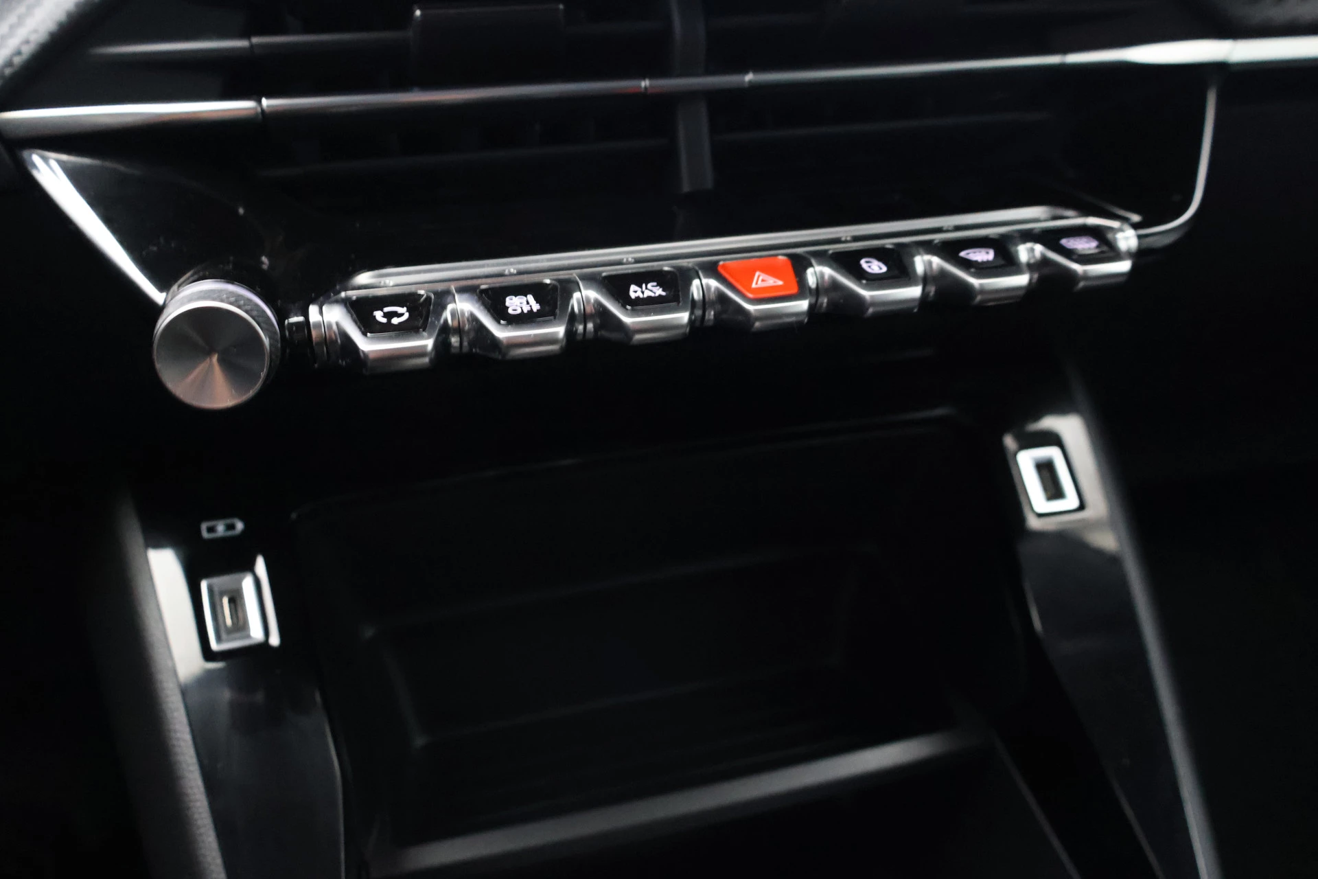 Hoofdafbeelding Peugeot e-208