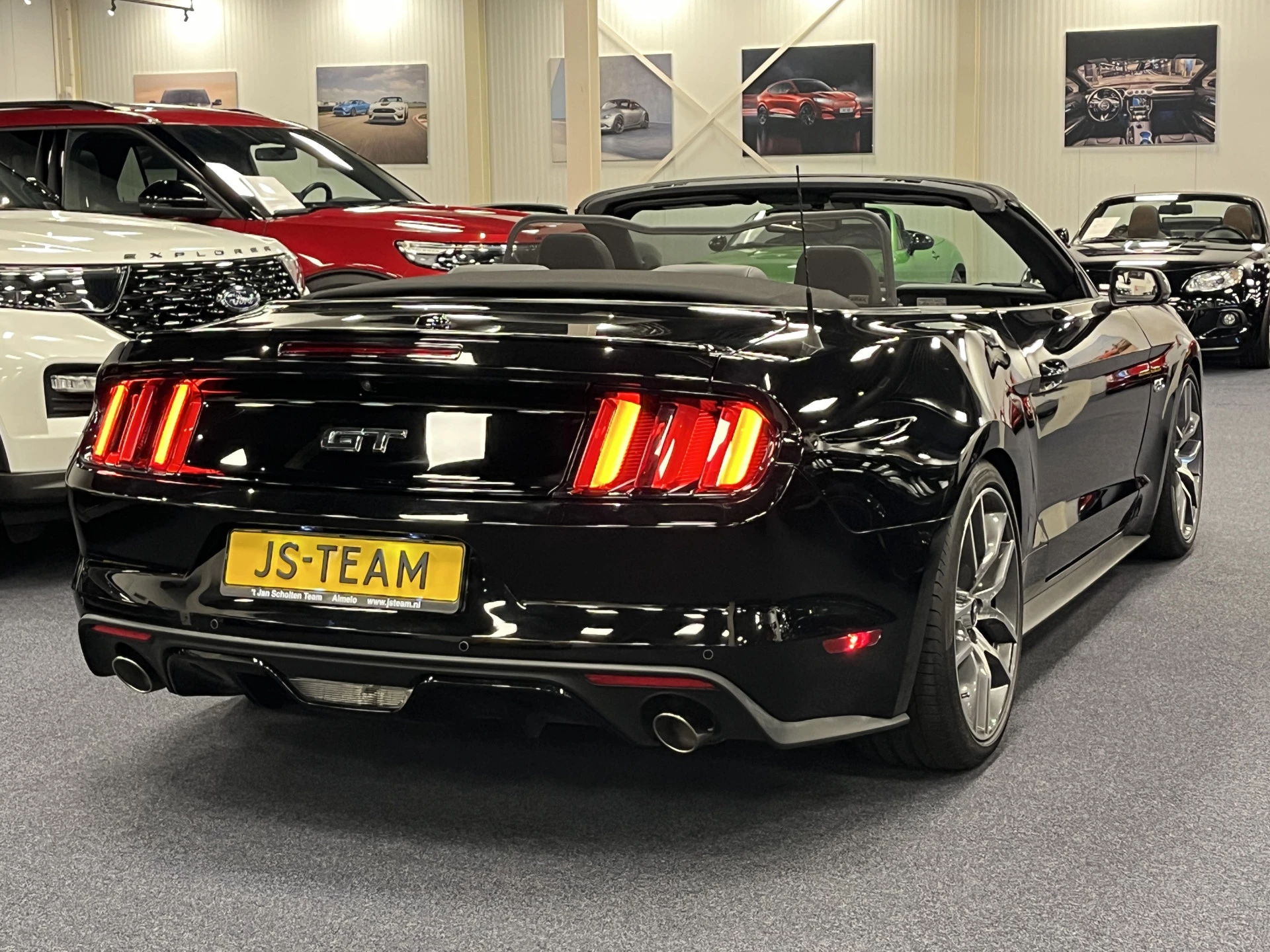 Hoofdafbeelding Ford Mustang