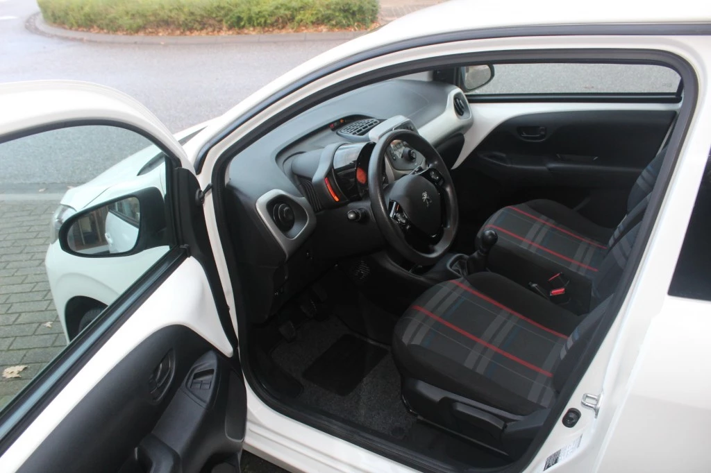 Hoofdafbeelding Peugeot 108