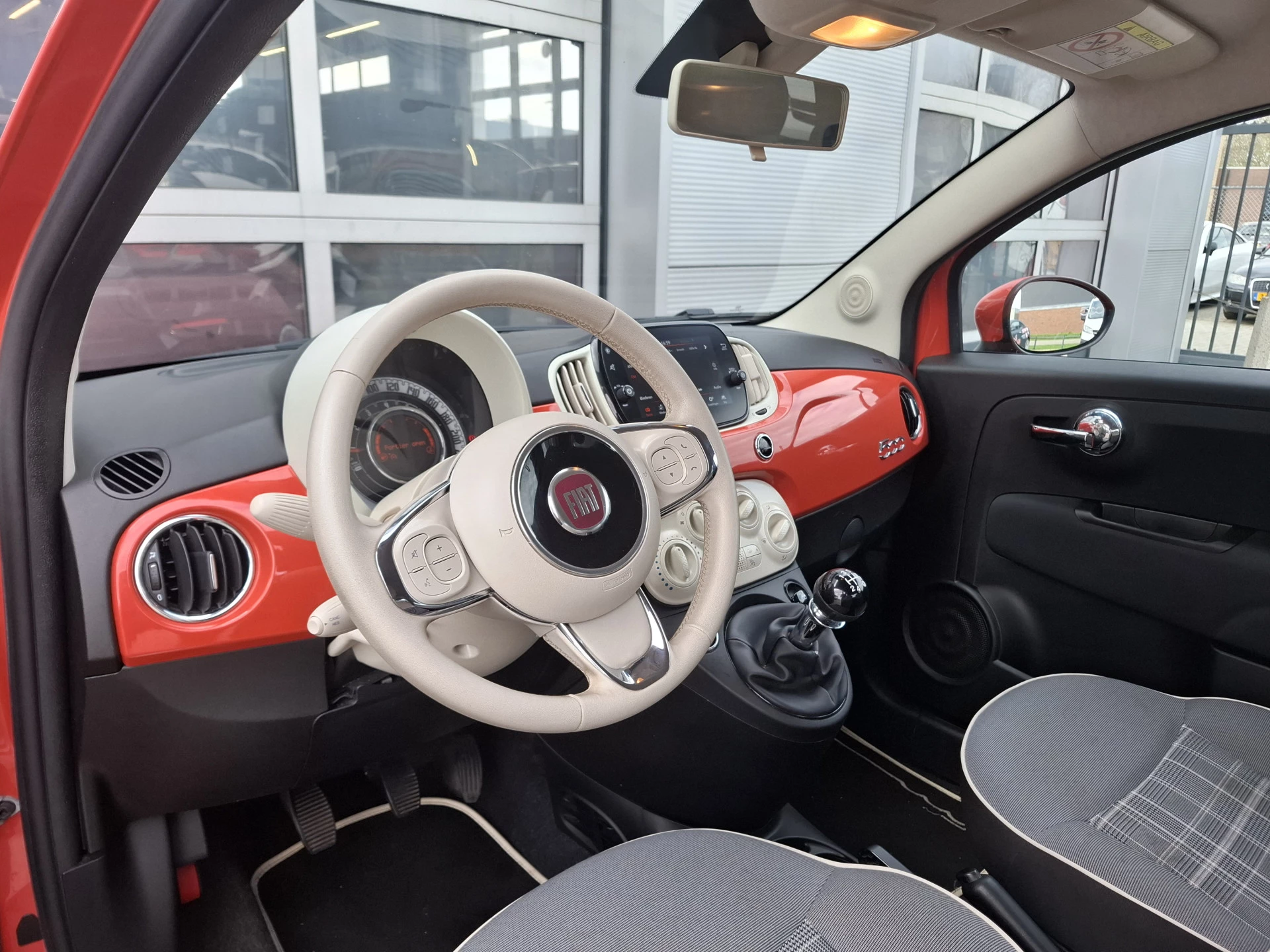 Hoofdafbeelding Fiat 500
