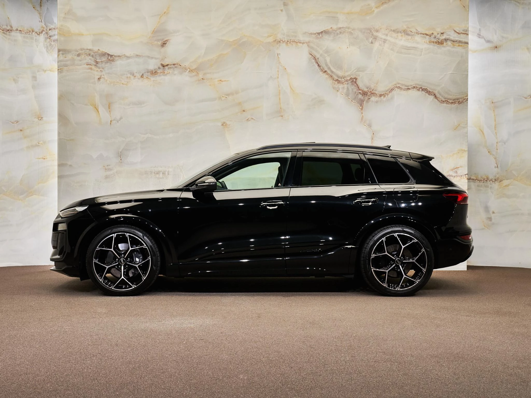 Hoofdafbeelding Audi SQ6 e-tron