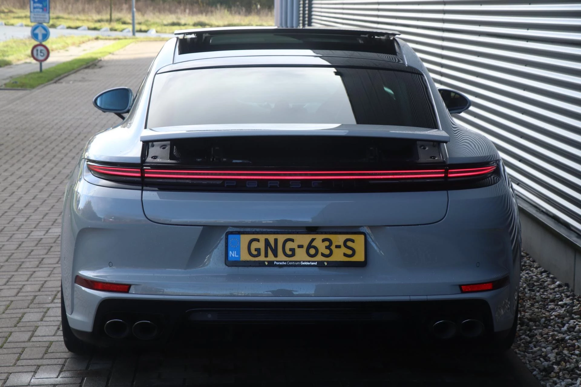 Hoofdafbeelding Porsche Panamera