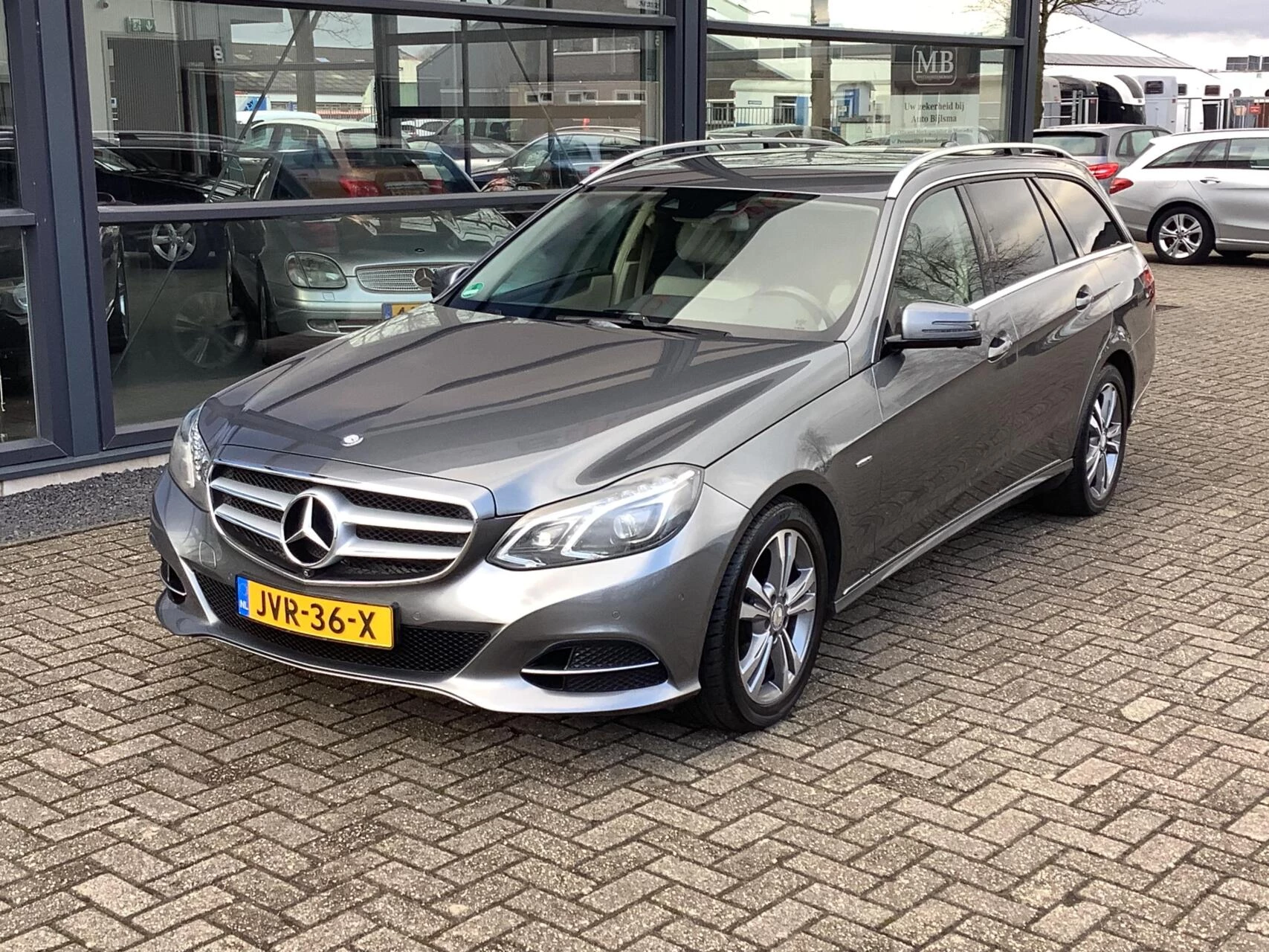 Hoofdafbeelding Mercedes-Benz E-Klasse