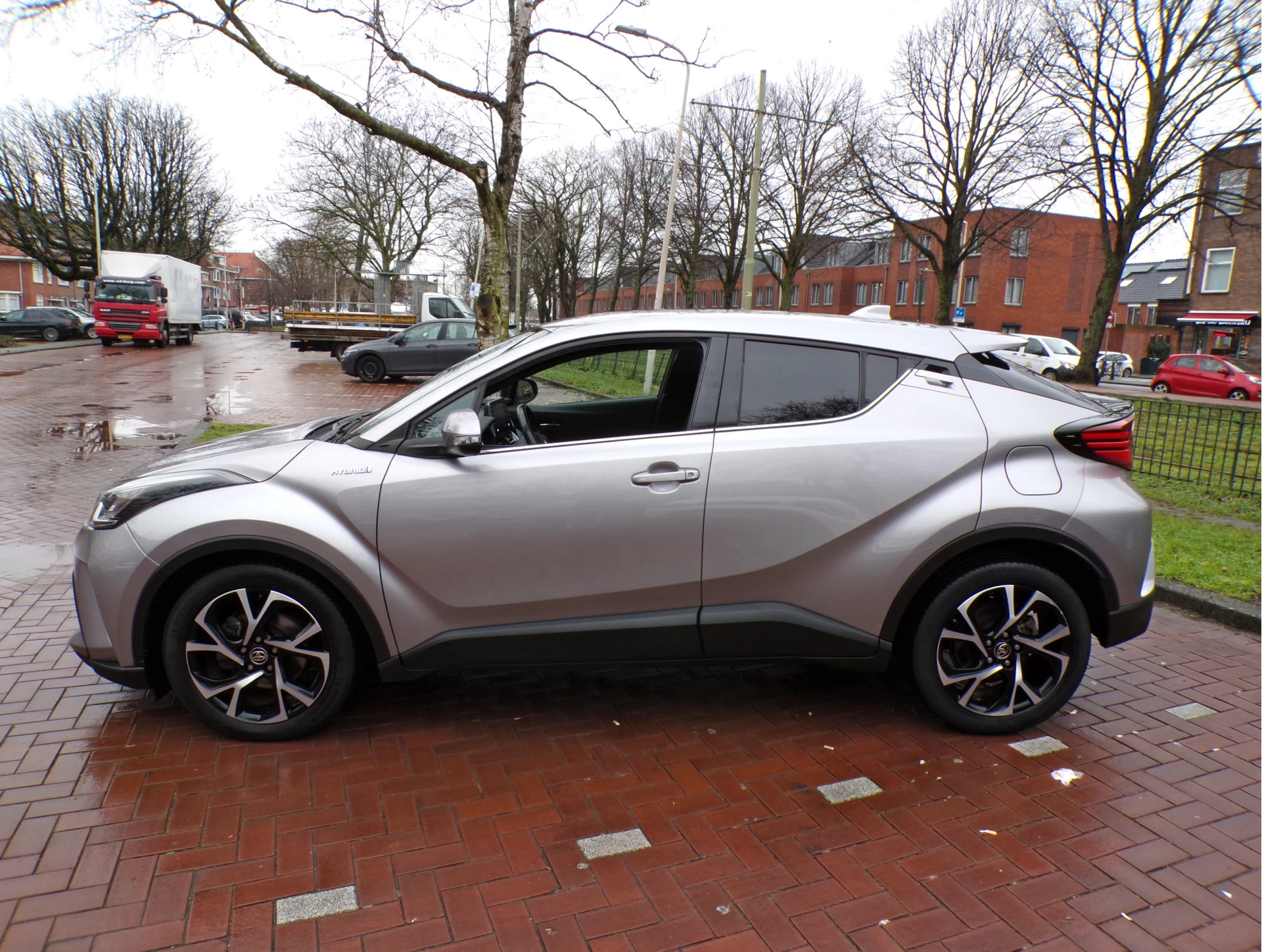 Hoofdafbeelding Toyota C-HR