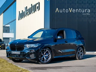 Hoofdafbeelding BMW X5 BMW X5 xDrive45e High Executive M-Sport Trekhaak | Adapt. Cruise | Luchtvering | Comfortzetels | 360 Camera