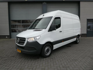 Mercedes-Benz Sprinter 215 CDI L2H2 airco, navigatie ,trekhaak ,3 zits