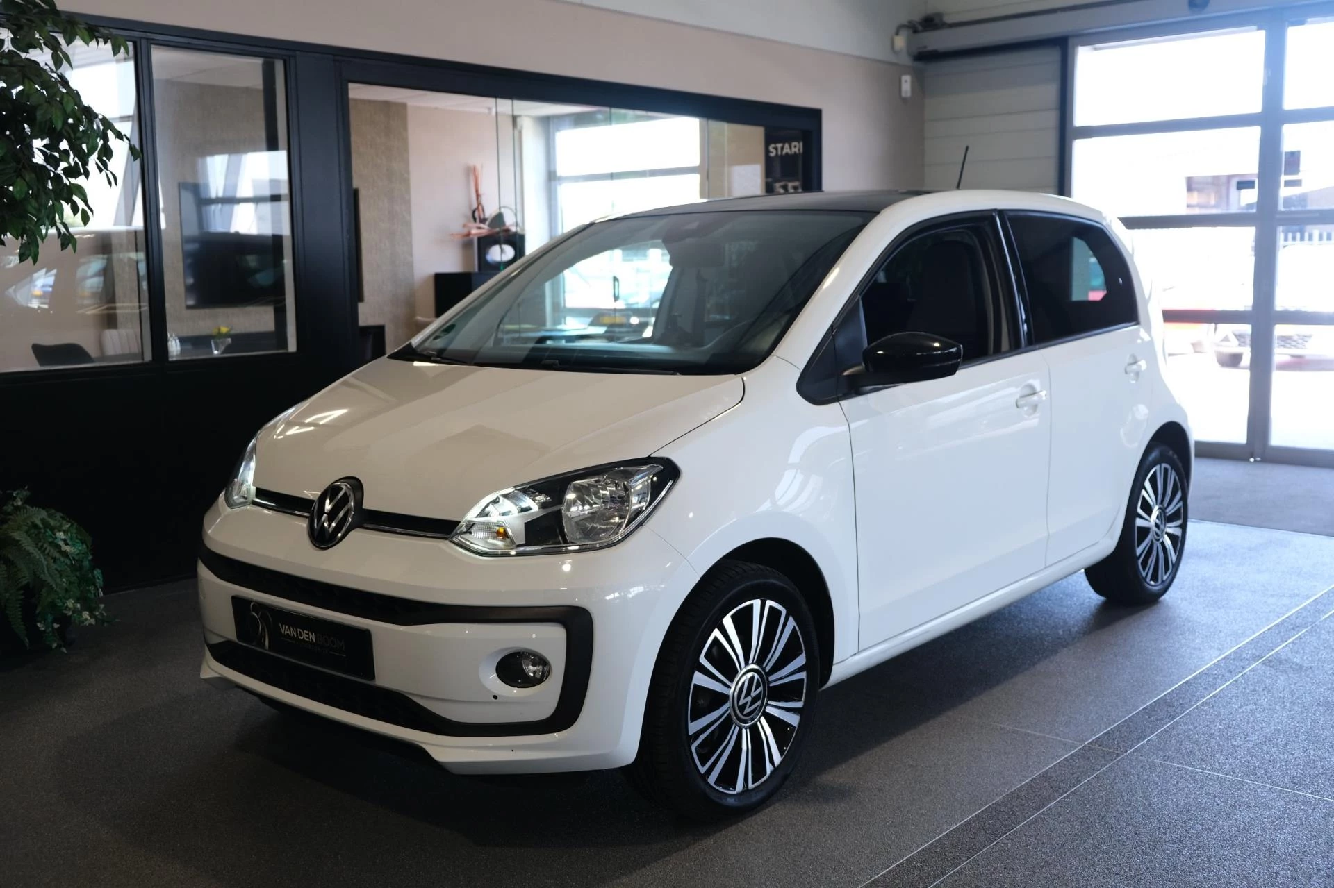 Hoofdafbeelding Volkswagen up!