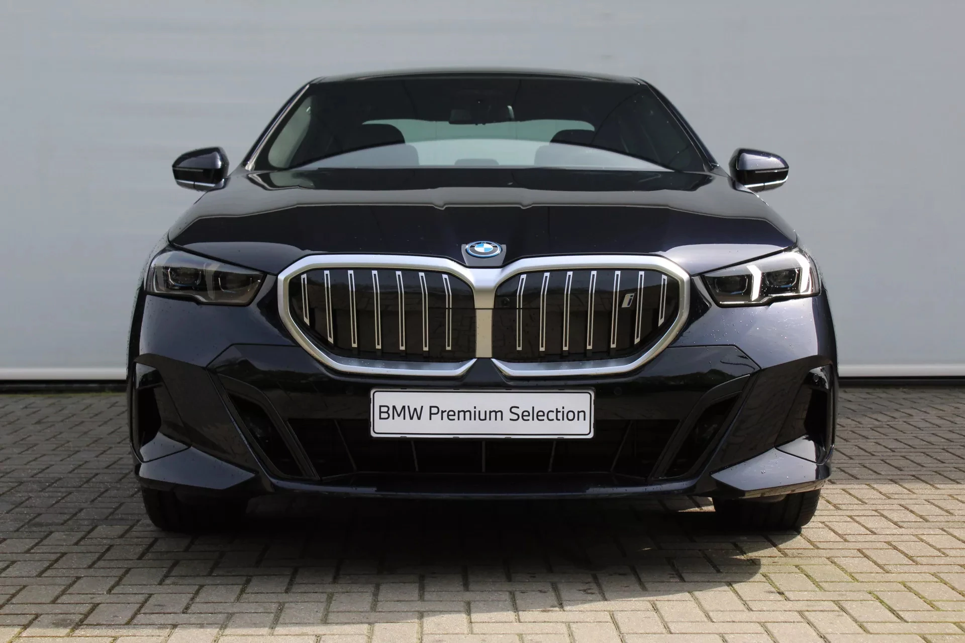 Hoofdafbeelding BMW i5