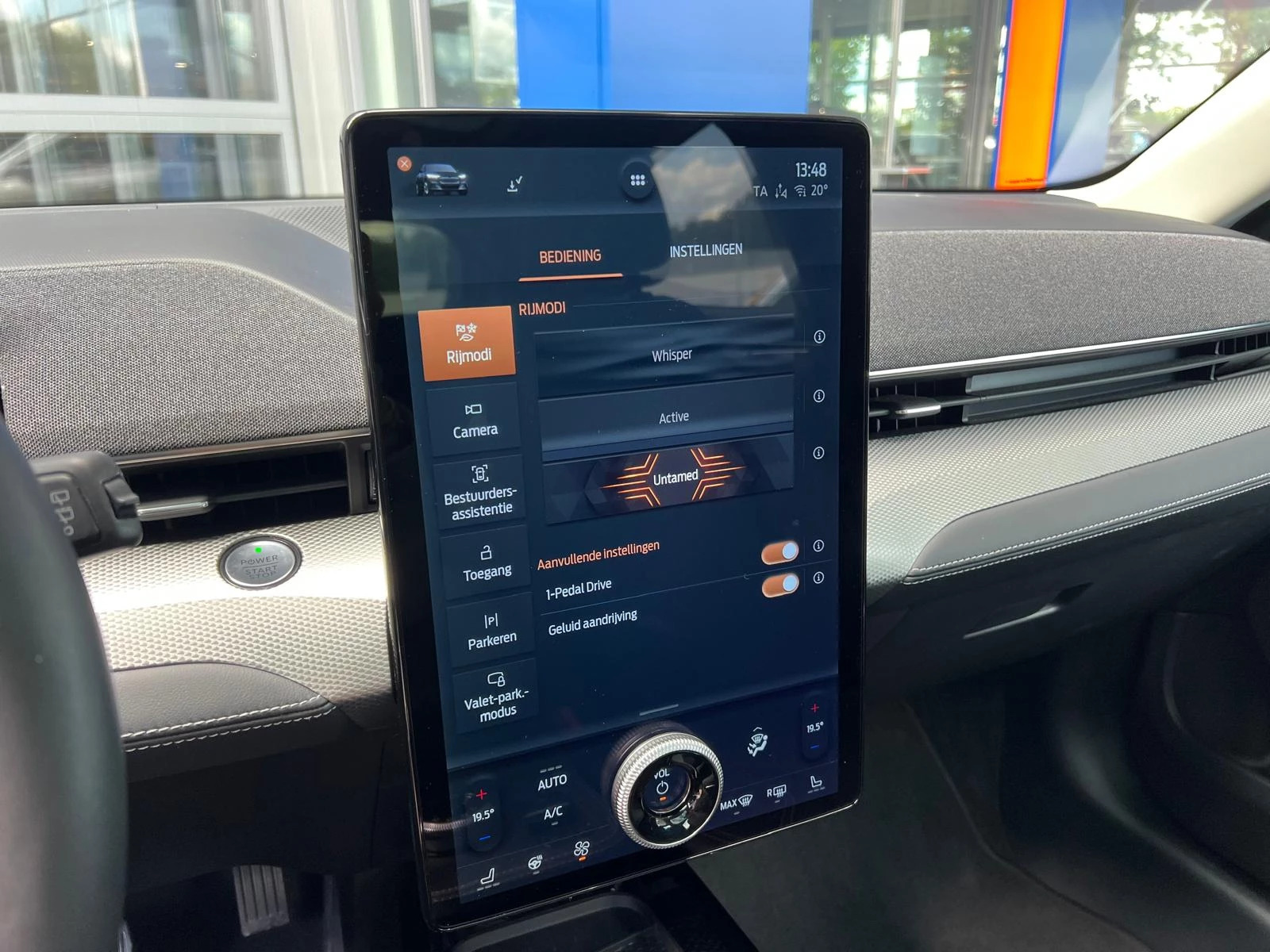 Hoofdafbeelding Ford Mustang Mach-E