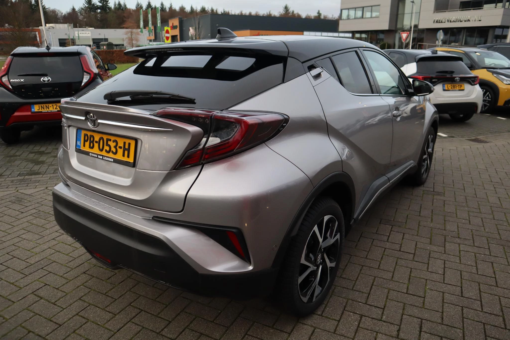 Hoofdafbeelding Toyota C-HR