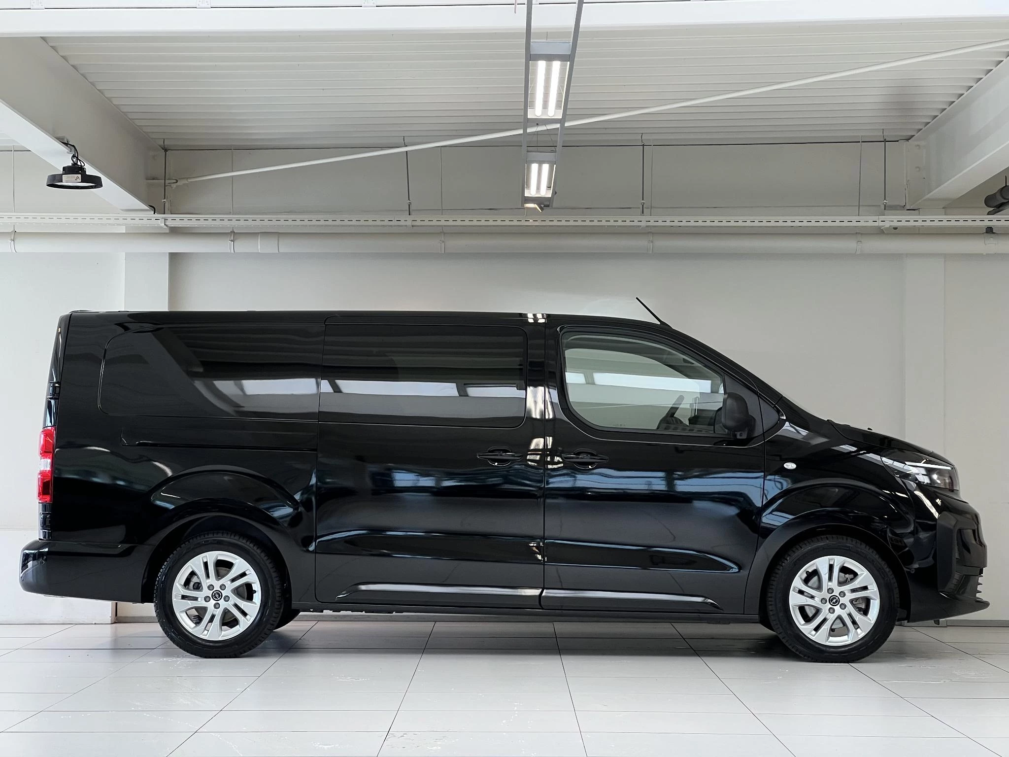 Hoofdafbeelding Opel Vivaro-e