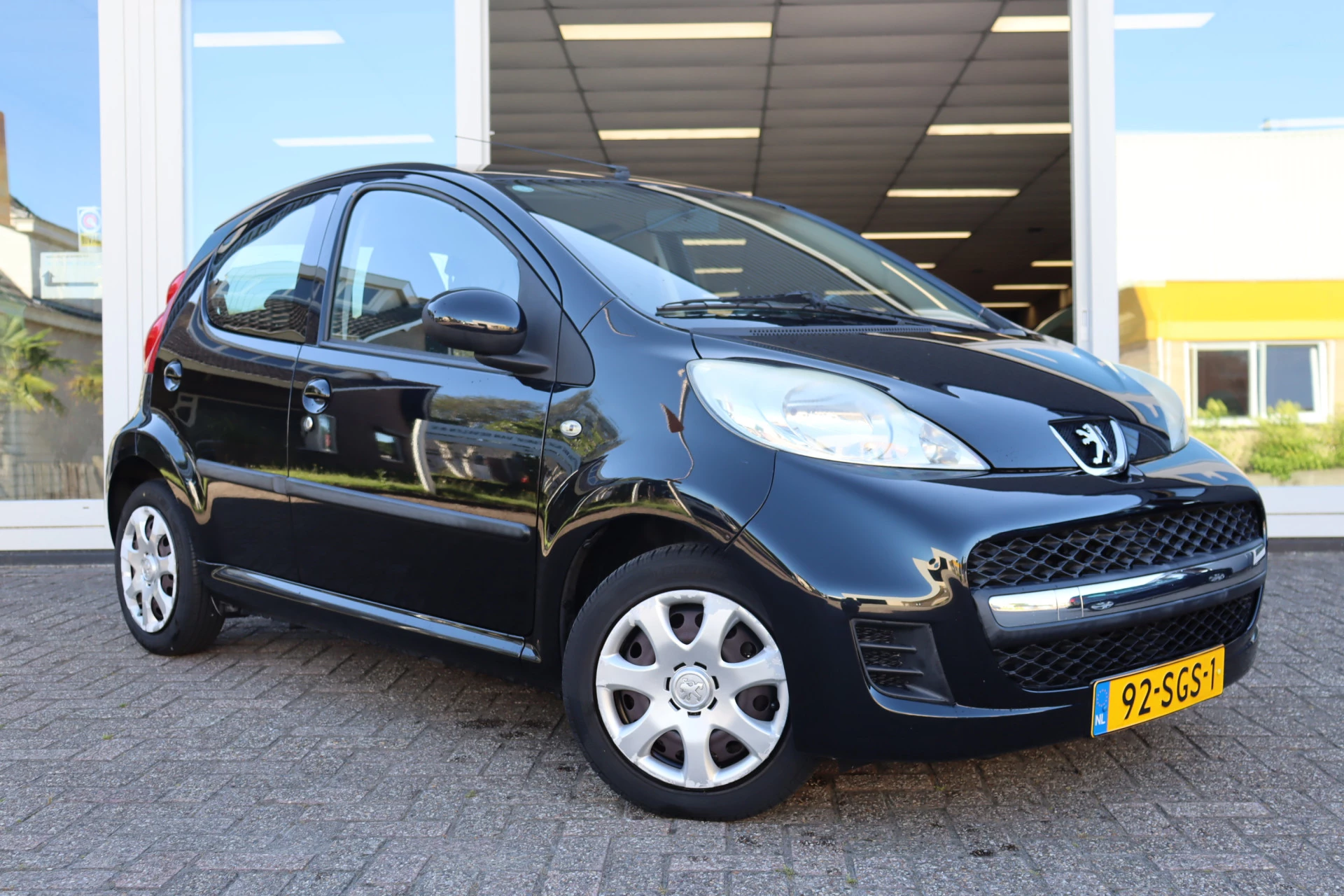 Hoofdafbeelding Peugeot 107