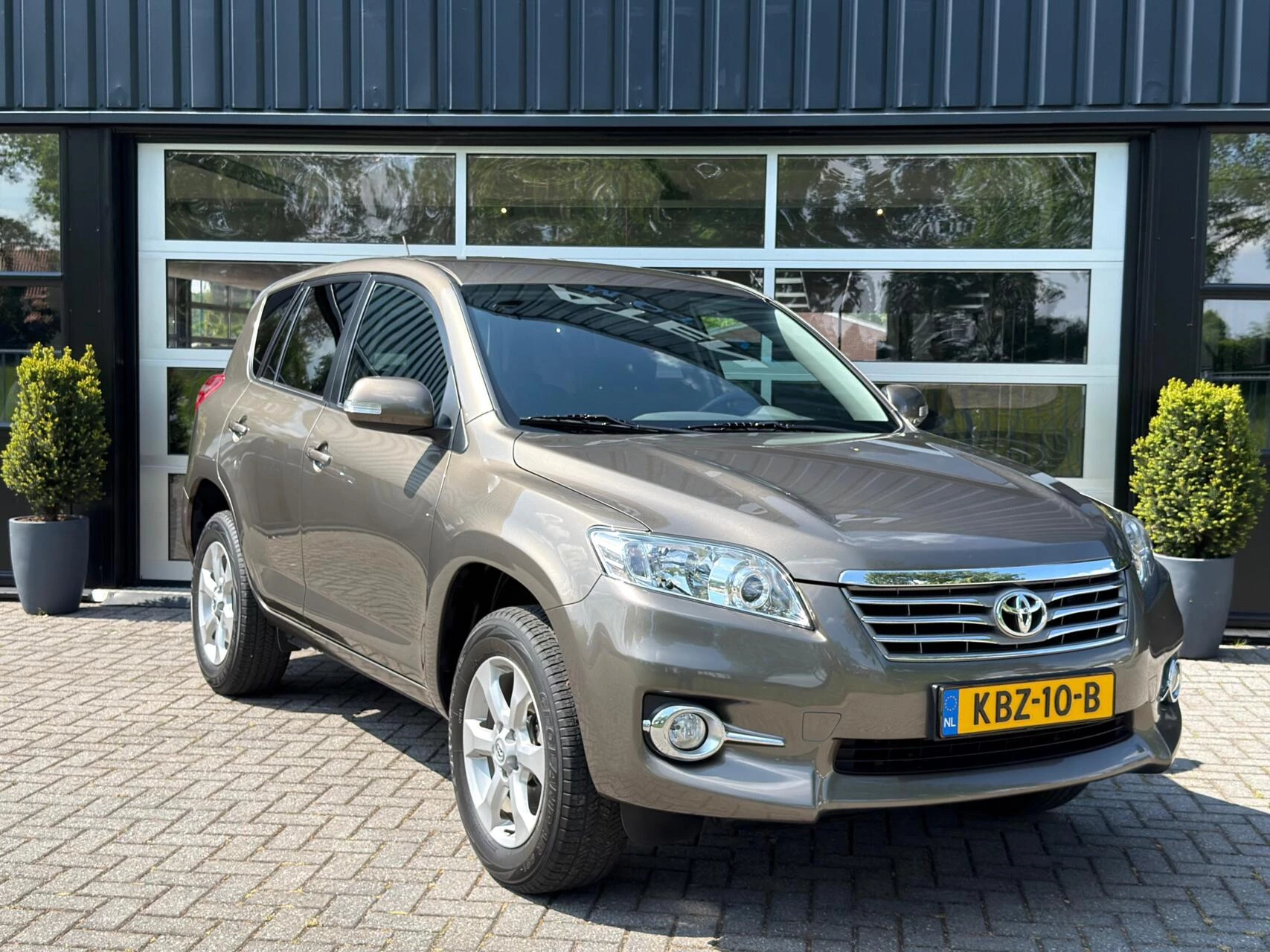 Hoofdafbeelding Toyota RAV4