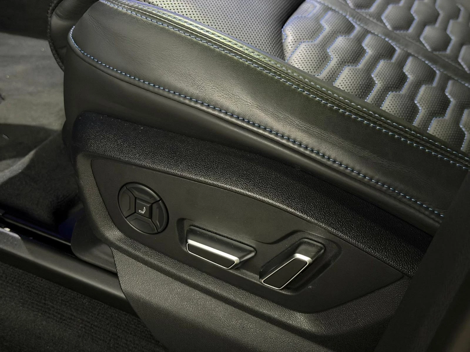 Hoofdafbeelding Audi RSQ8