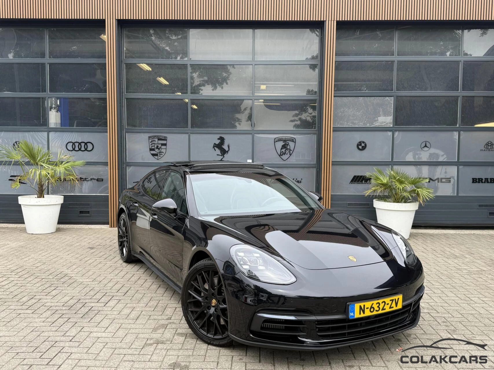 Hoofdafbeelding Porsche Panamera