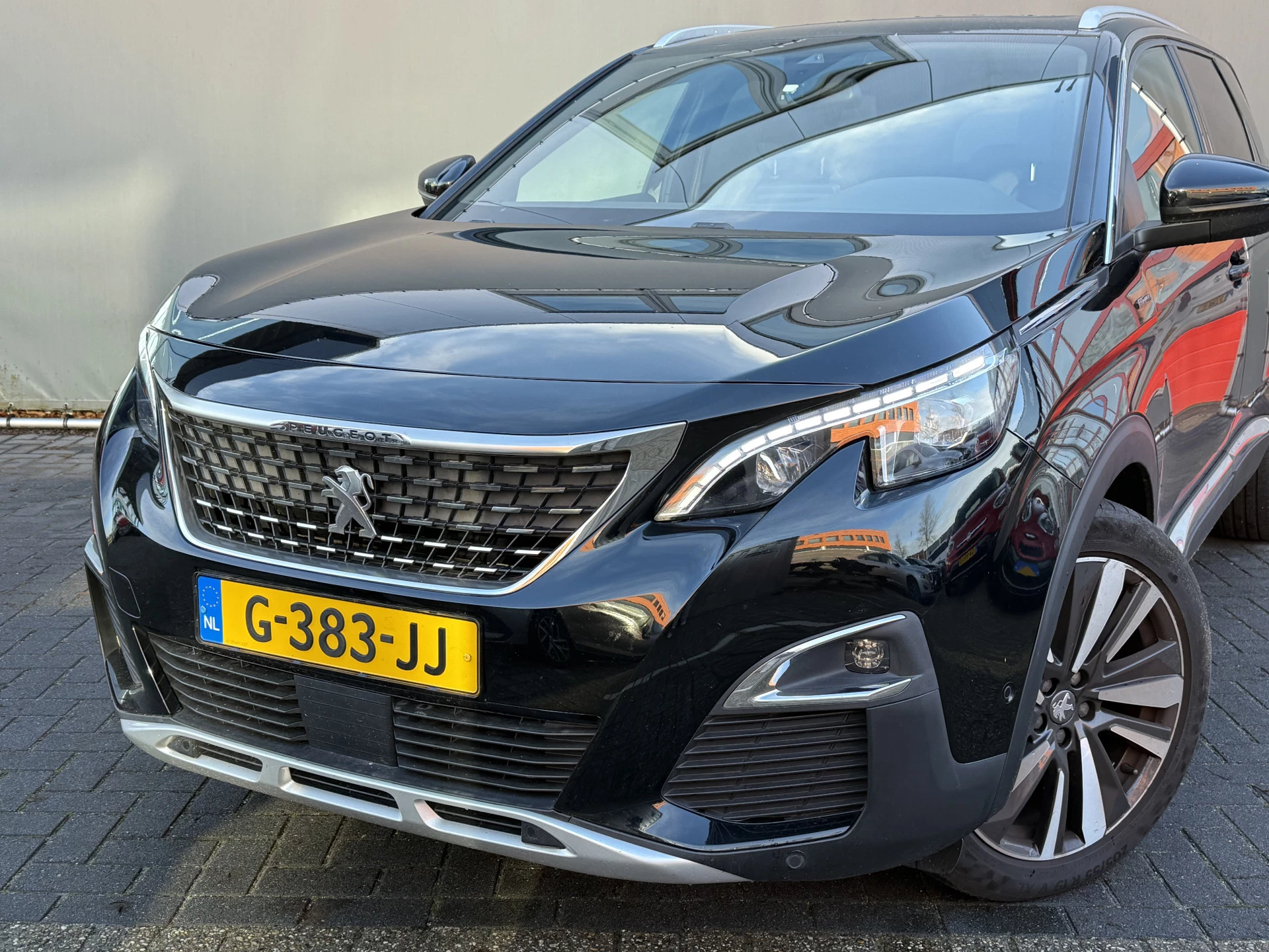 Hoofdafbeelding Peugeot 5008