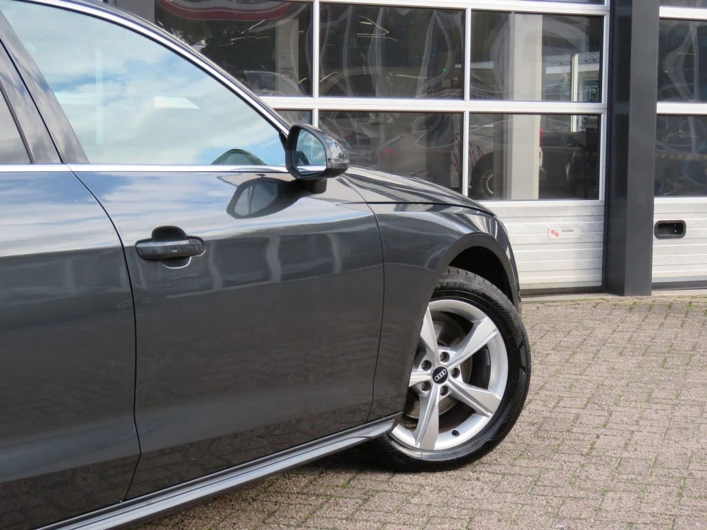 Hoofdafbeelding Audi A4