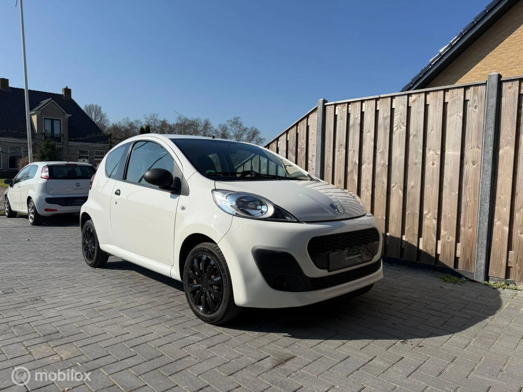 Hoofdafbeelding Peugeot 107