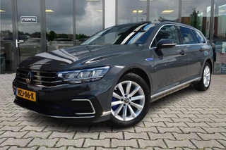 Volkswagen Passat Variant 1.4 TSI PHEV GTE Business | ACC | Camera | DAB |