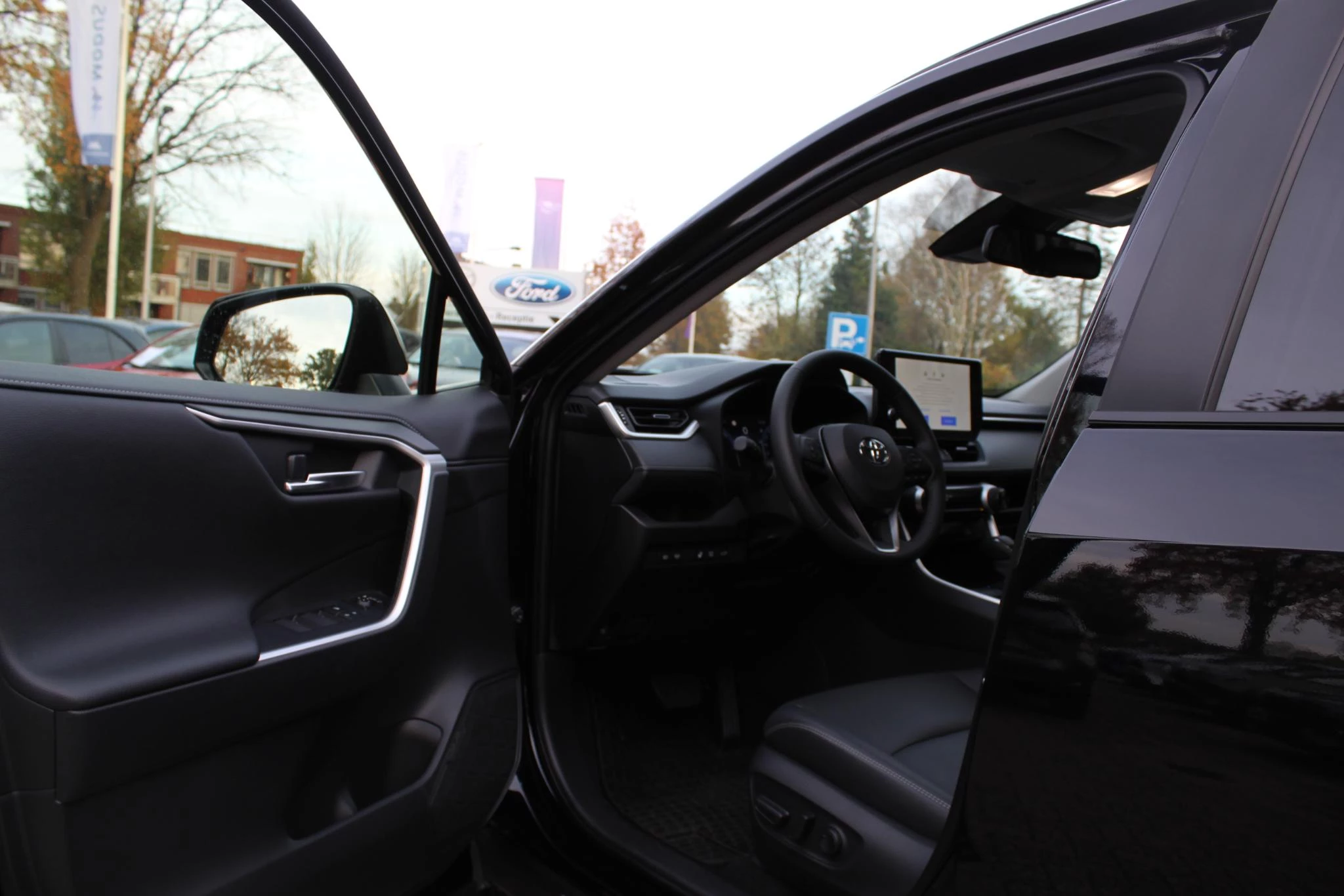 Hoofdafbeelding Toyota RAV4