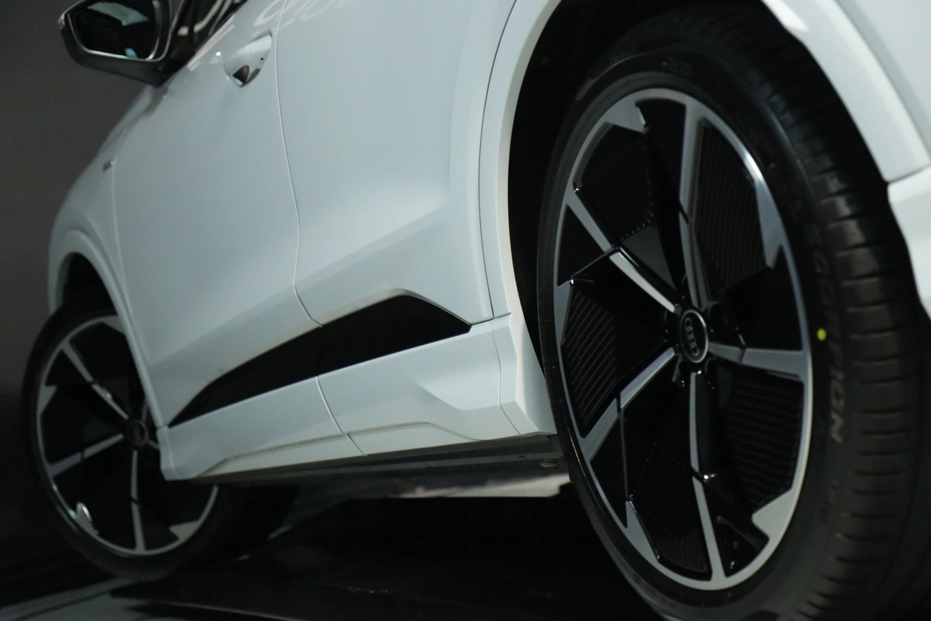 Hoofdafbeelding Audi Q4 e-tron