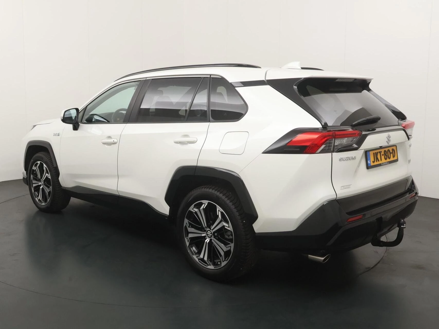 Hoofdafbeelding Suzuki Across