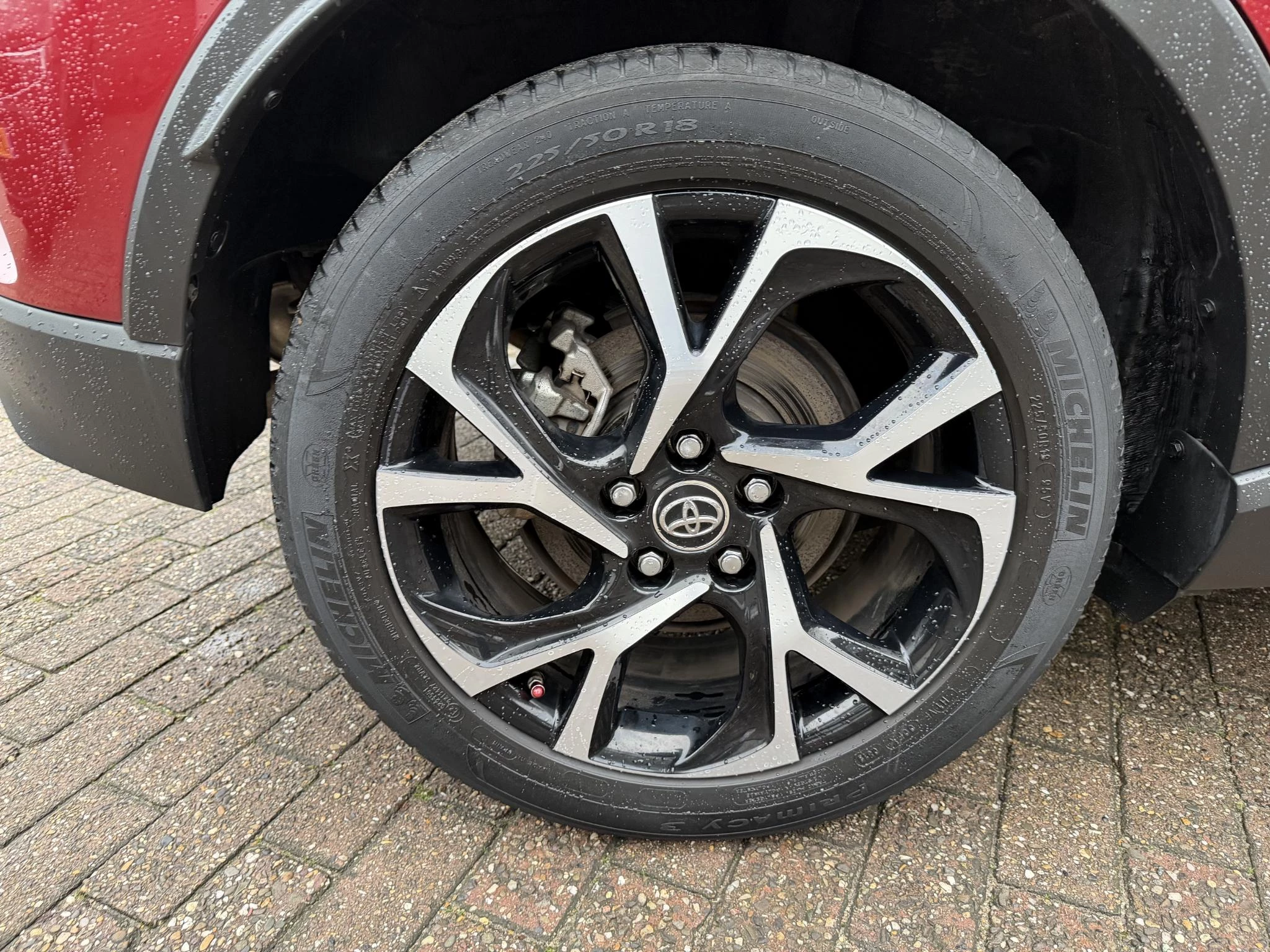 Hoofdafbeelding Toyota C-HR