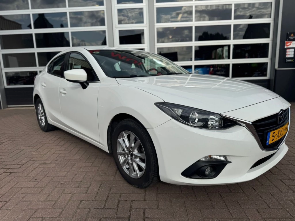 Hoofdafbeelding Mazda 3