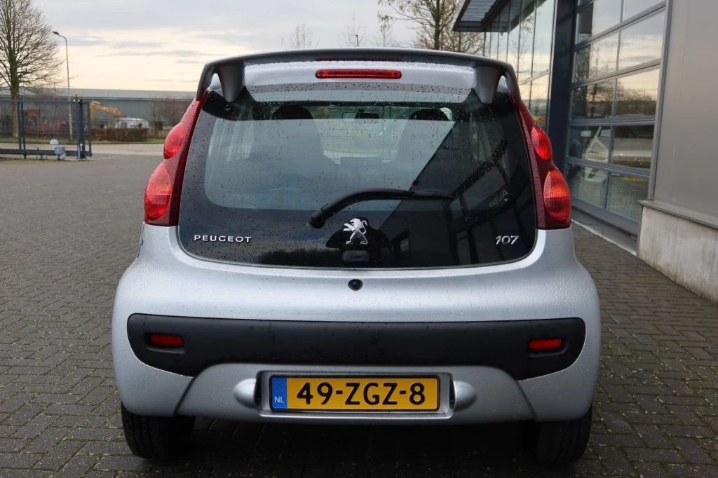 Hoofdafbeelding Peugeot 107